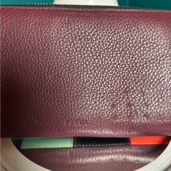 Fossil Red and Pink Geometric Patchwork Leather Wallet - Picture 3 of 4